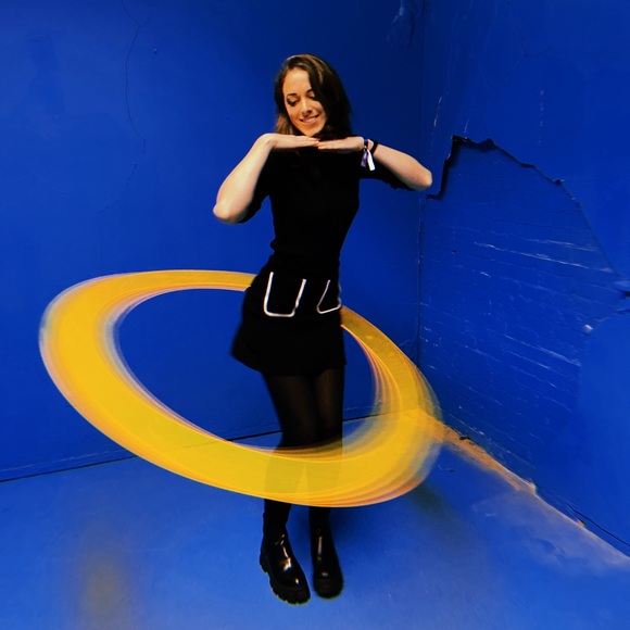 Meet your Posher, Olivia - Picture 4 of 5